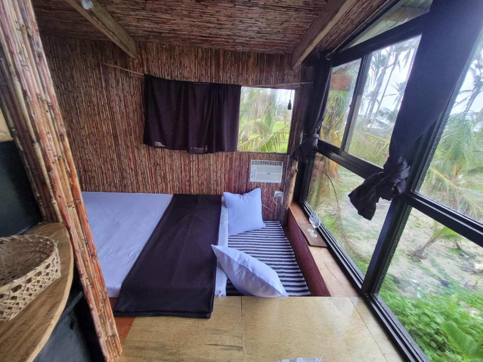 Tarzan'S House Hotell General Luna  Exteriör bild
