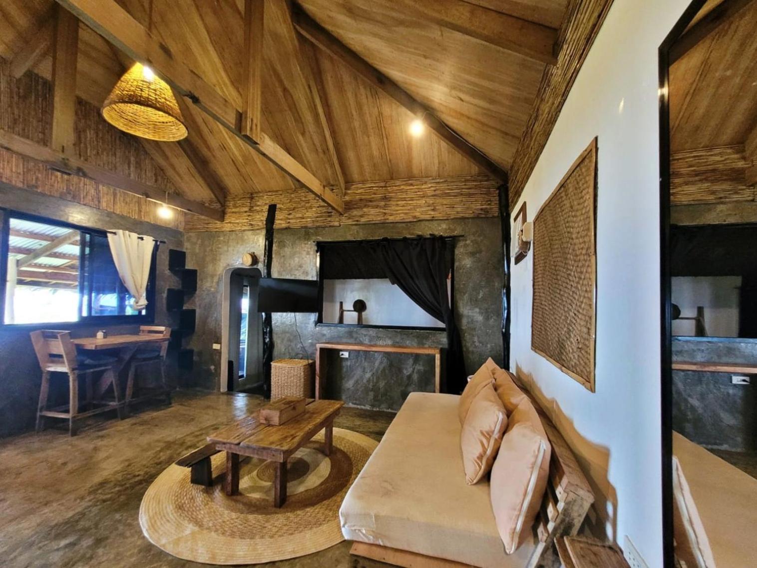 Tarzan'S House Hotell General Luna  Exteriör bild